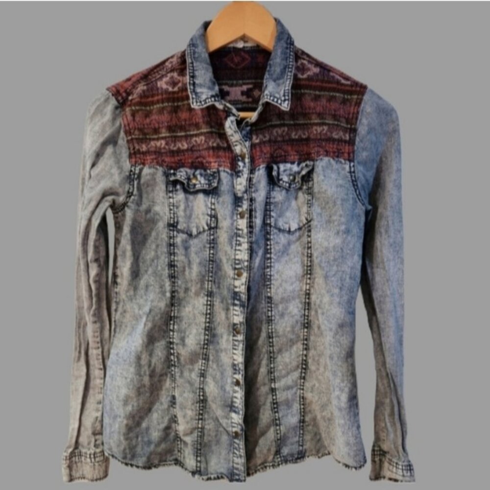 Life In Progress Button-Up Shirt‎ with Red Aztec Pattern Boho Cowgirl